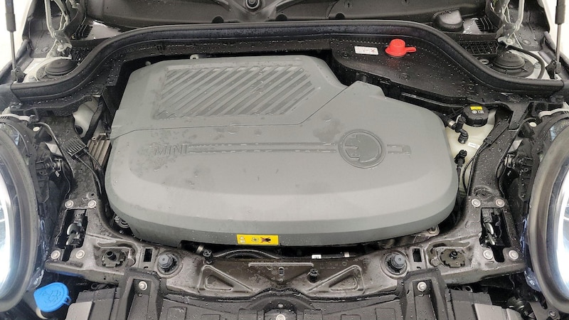 2021 MINI Cooper Hardtop SE 23