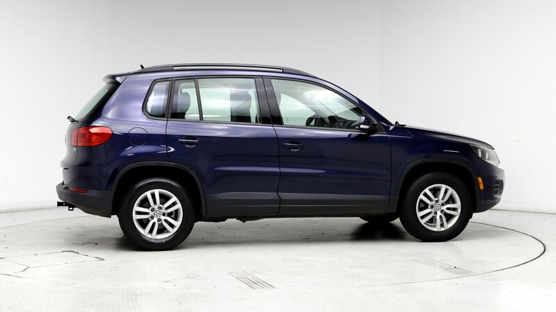 2016 Volkswagen Tiguan SE 7