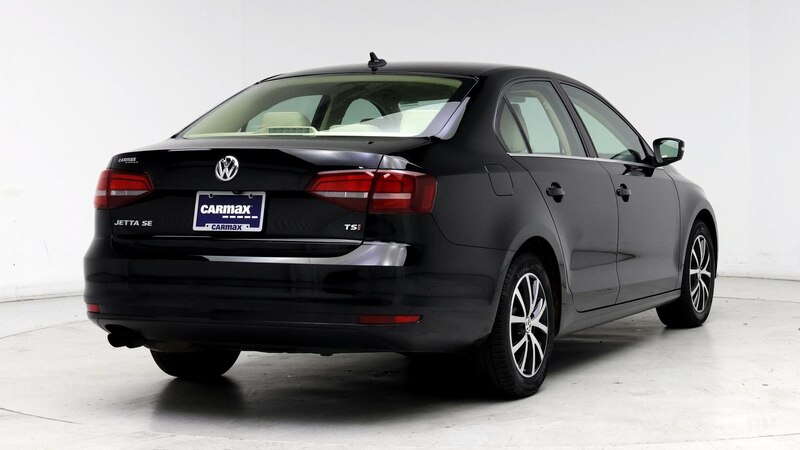 2017 Volkswagen Jetta SE 8