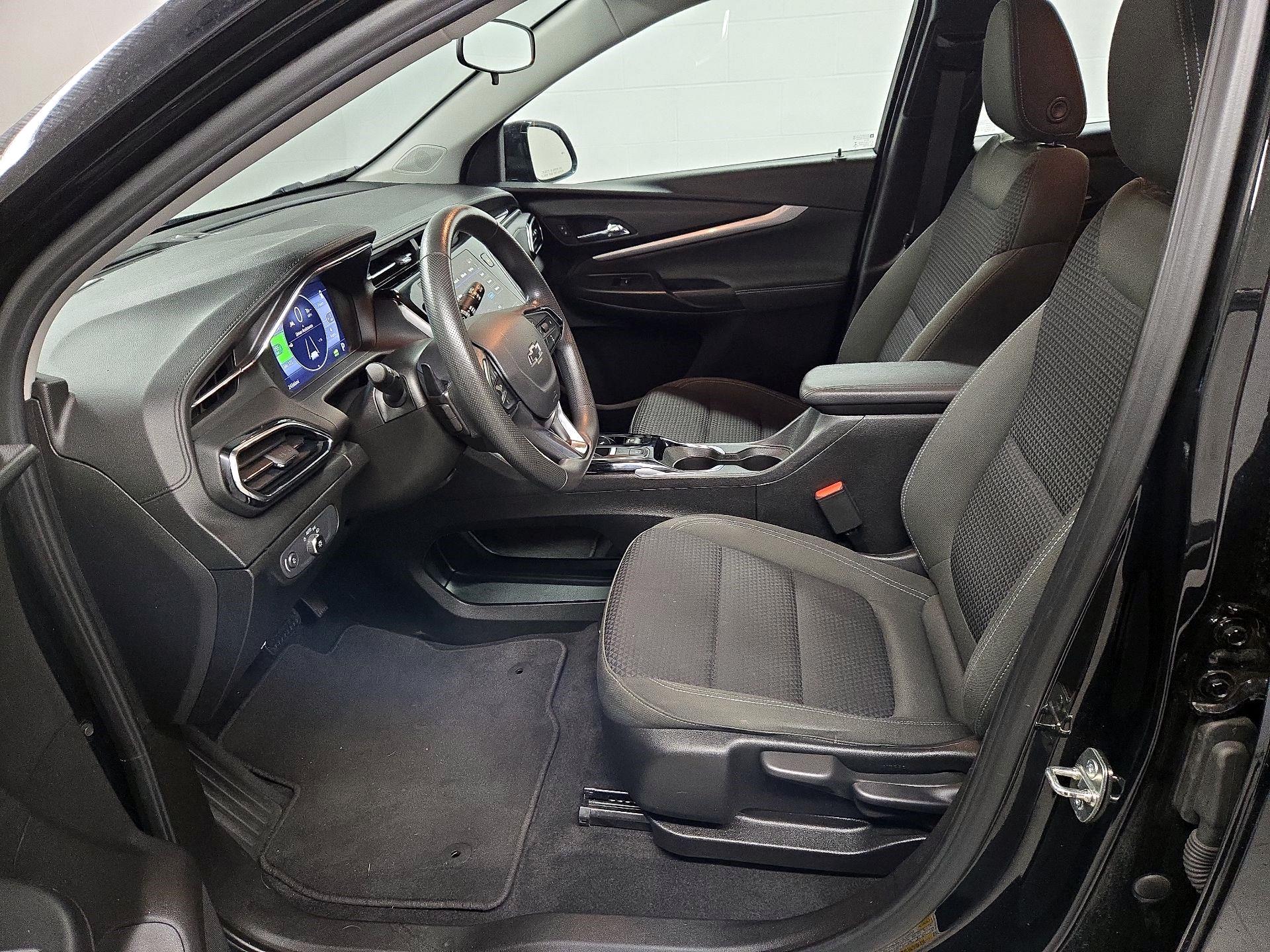 Thumbnail: 2023 Chevrolet Bolt EUV - 11