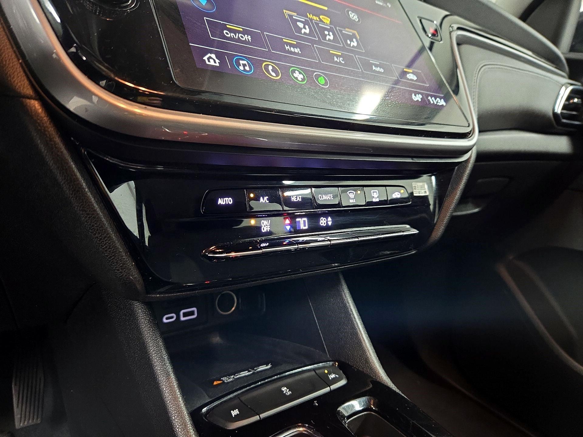 Thumbnail: 2023 Chevrolet Bolt EUV - 16
