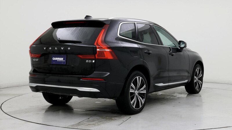 2023 Volvo XC60 B5 Plus 8