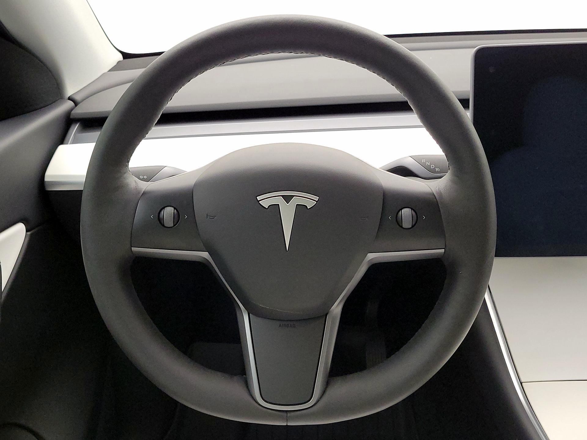 Thumbnail: 2021 Tesla Model Y - 10