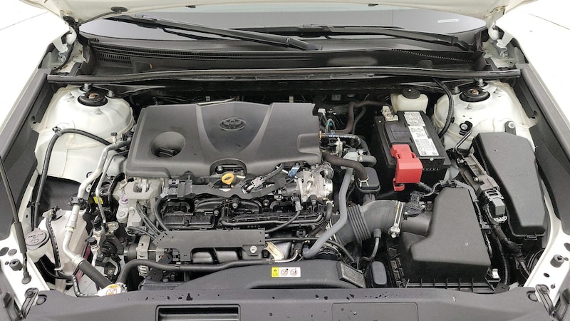 2021 Toyota Camry LE 21