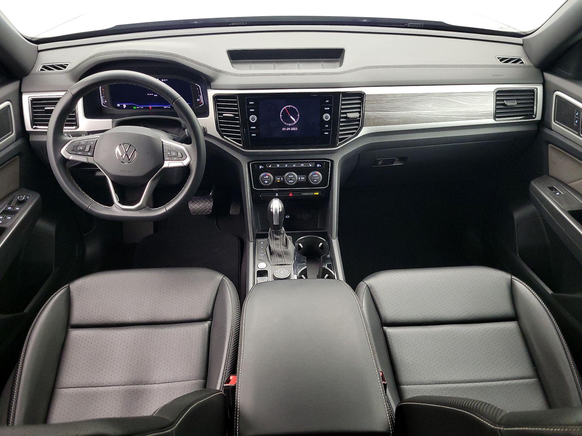 Thumbnail: 2022 Volkswagen Atlas - 9