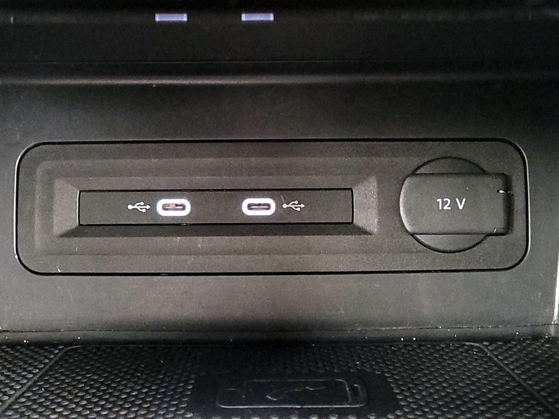 Thumbnail: 2022 Volkswagen Atlas - 18