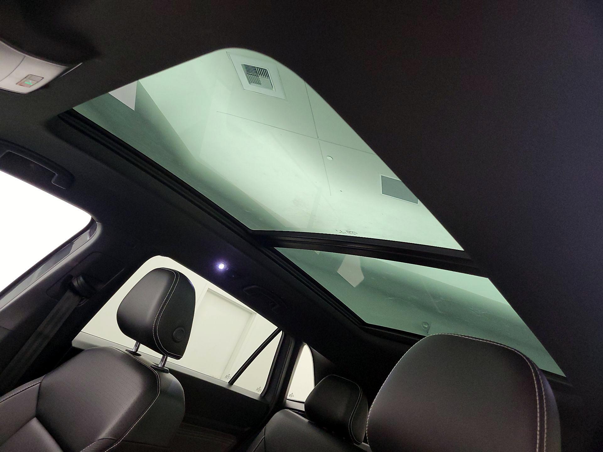 Thumbnail: 2022 Volkswagen Atlas - 19