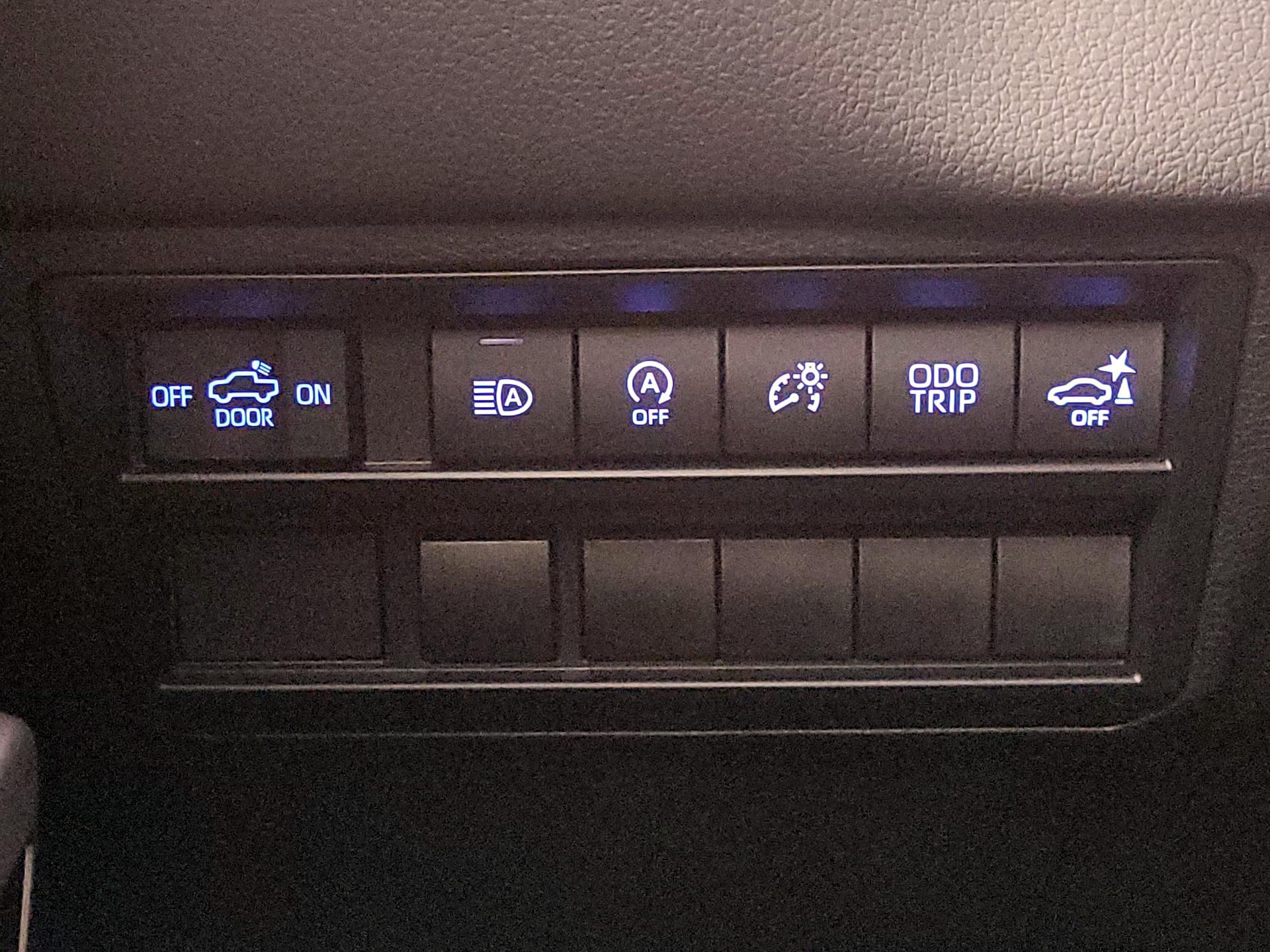 Thumbnail: 2023 Toyota Tundra - 13