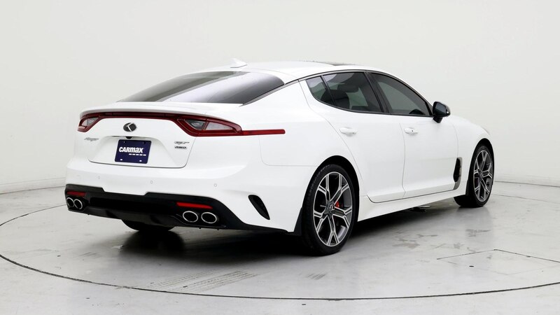 2019 Kia Stinger GT2 8