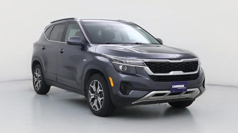 2022 Kia Seltos EX Hero Image