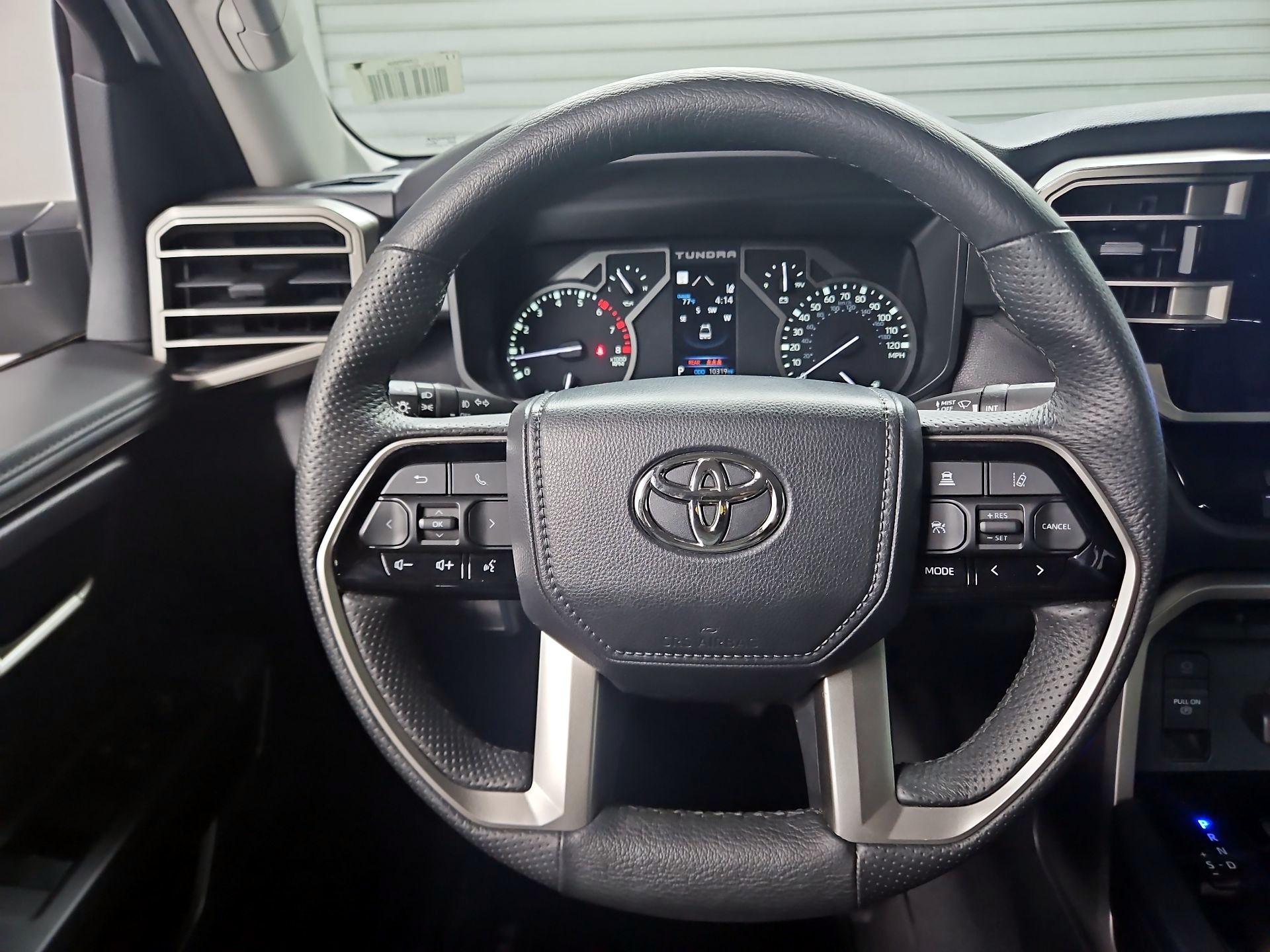Thumbnail: 2022 Toyota Tundra - 10