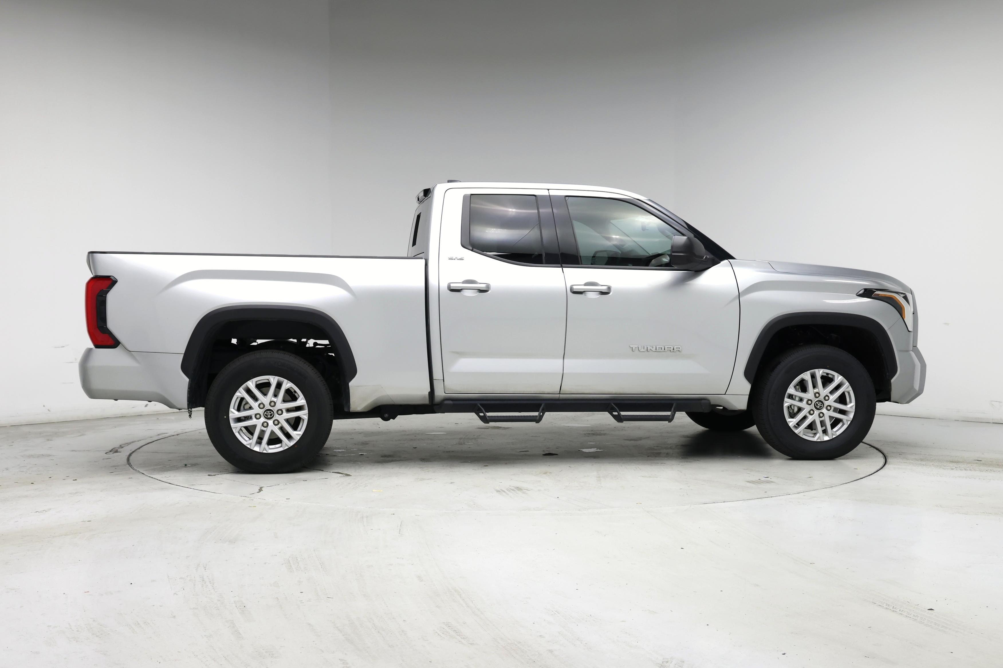 Thumbnail: 2022 Toyota Tundra - 7