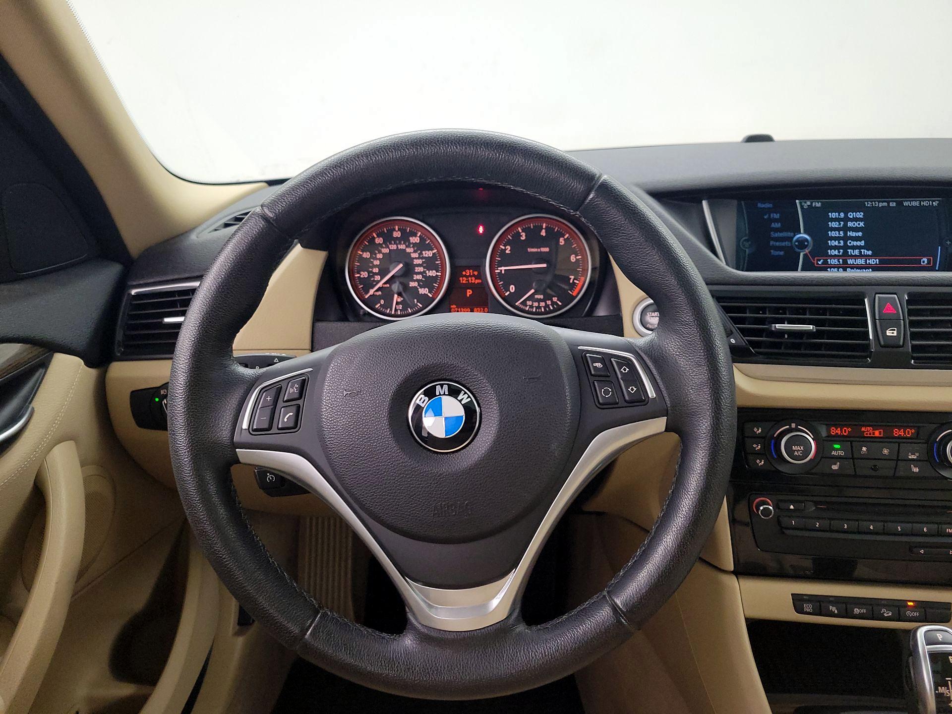 Thumbnail: 2015 BMW X1 - 10