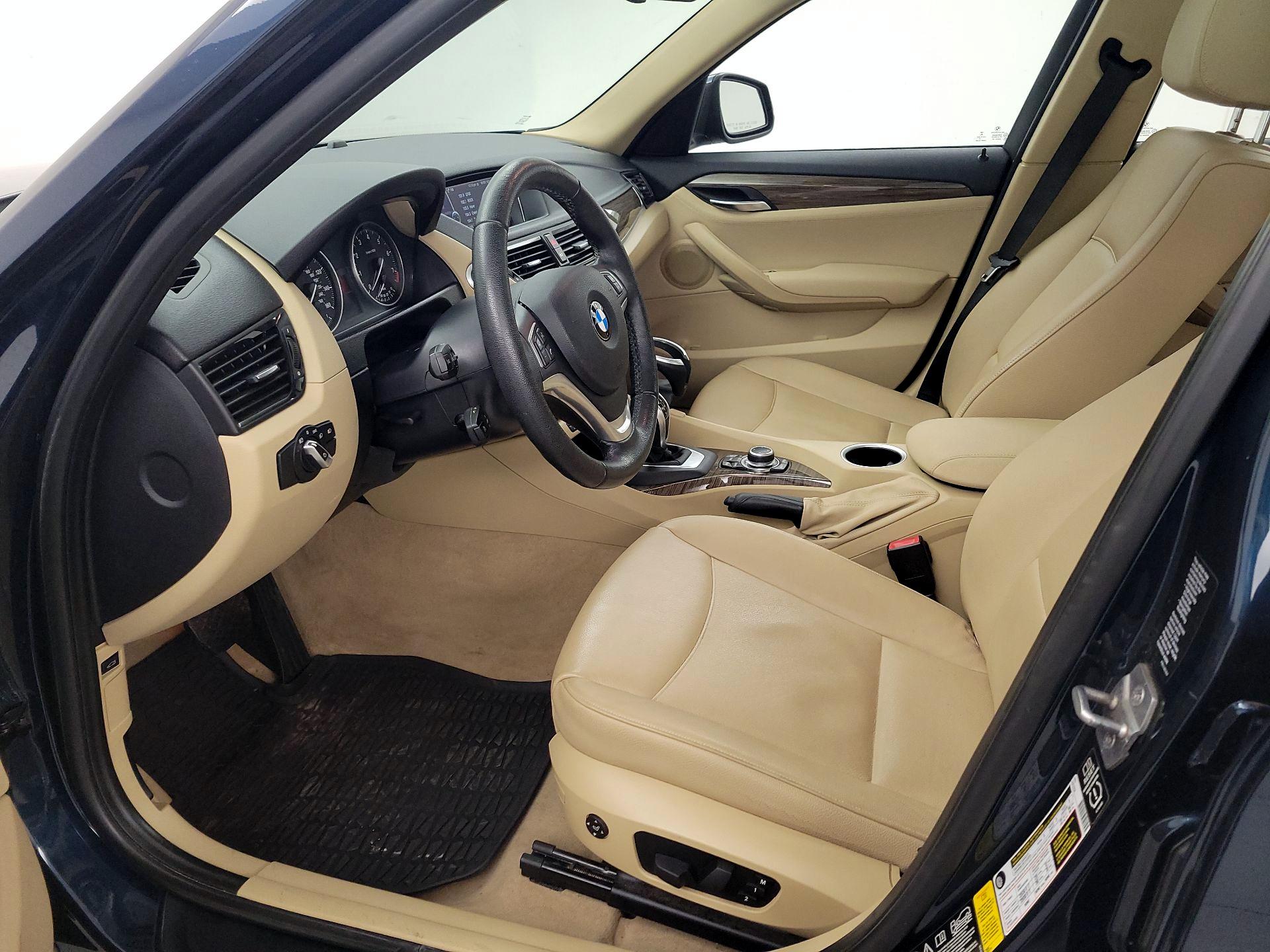 Thumbnail: 2015 BMW X1 - 11