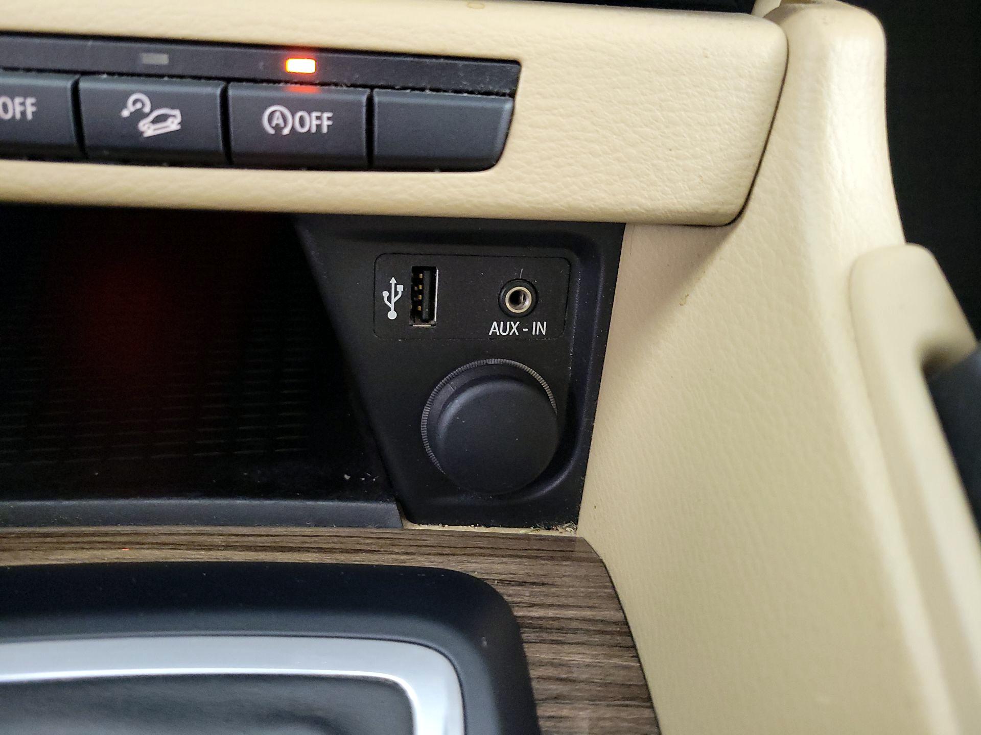 Thumbnail: 2015 BMW X1 - 18