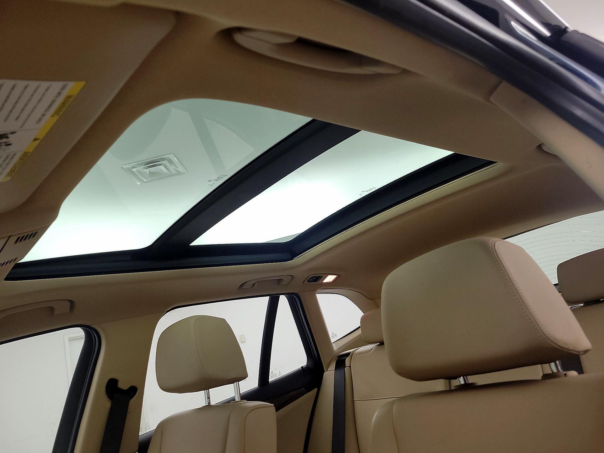 Thumbnail: 2015 BMW X1 - 19