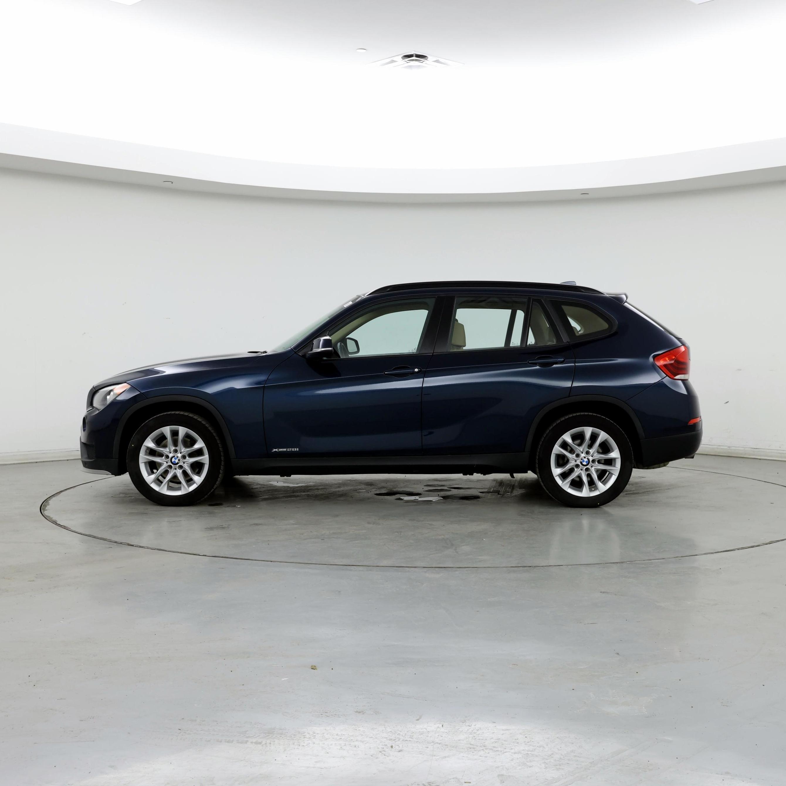 Thumbnail: 2015 BMW X1 - 3