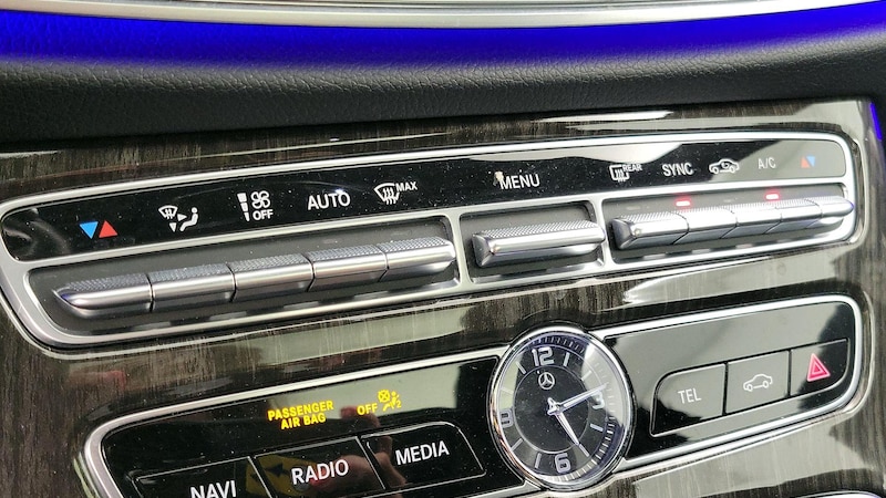 2017 Mercedes-Benz E-Class E 300 17