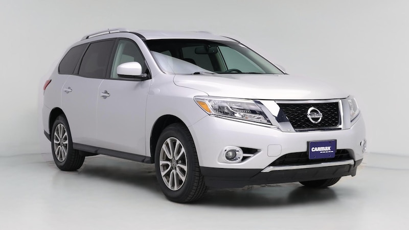 2016 Nissan Pathfinder SV Hero Image