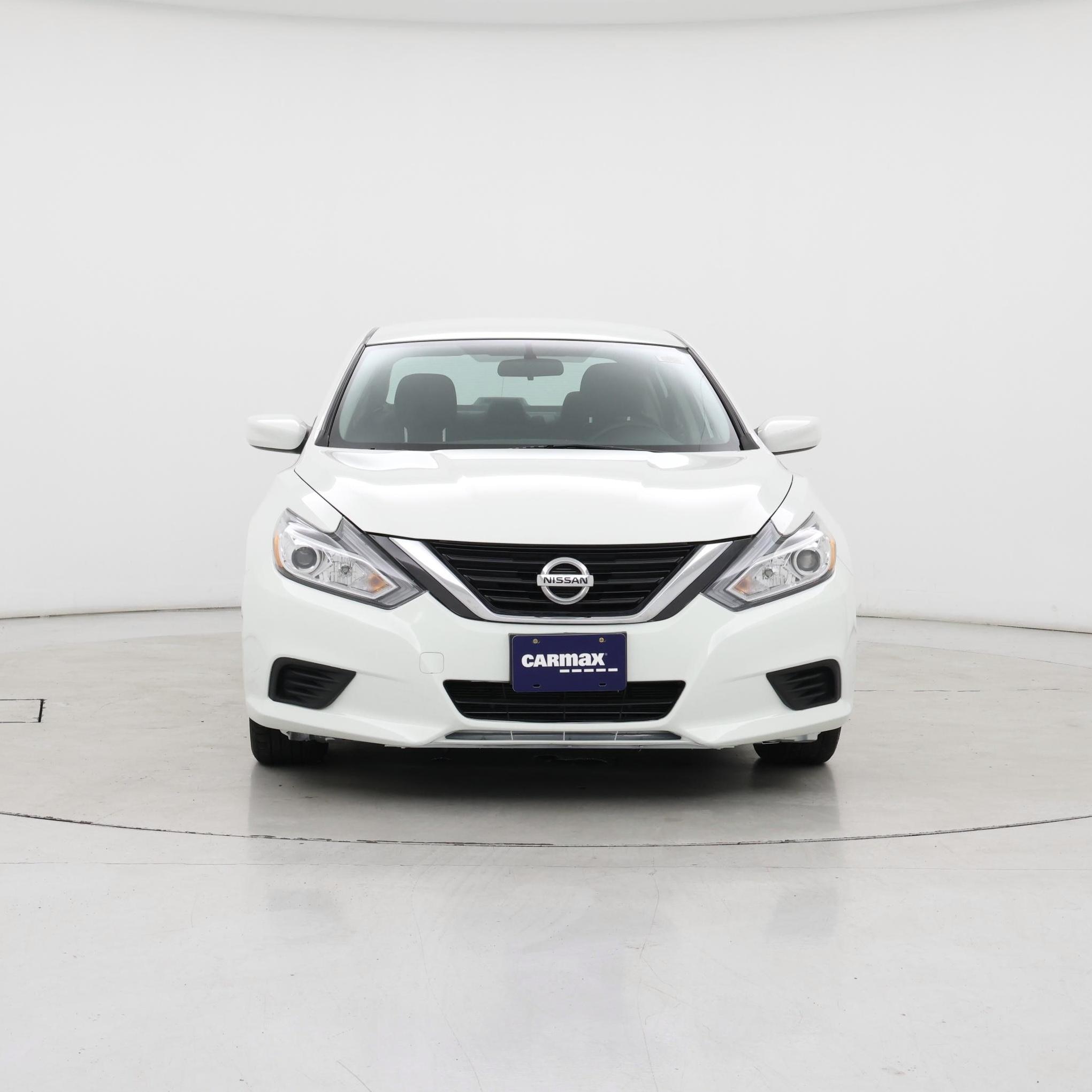 Thumbnail: 2016 Nissan Altima - 5