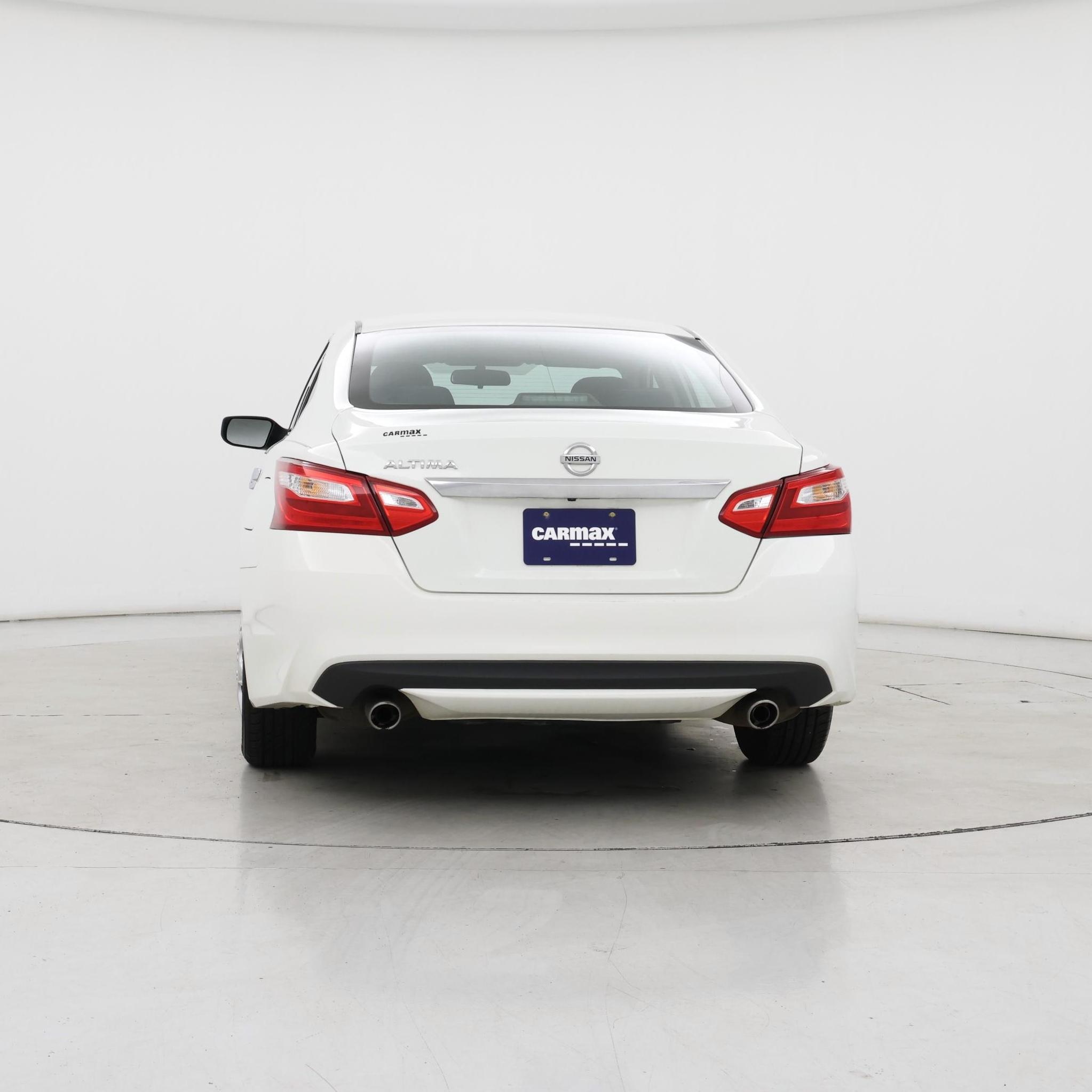 Thumbnail: 2016 Nissan Altima - 6