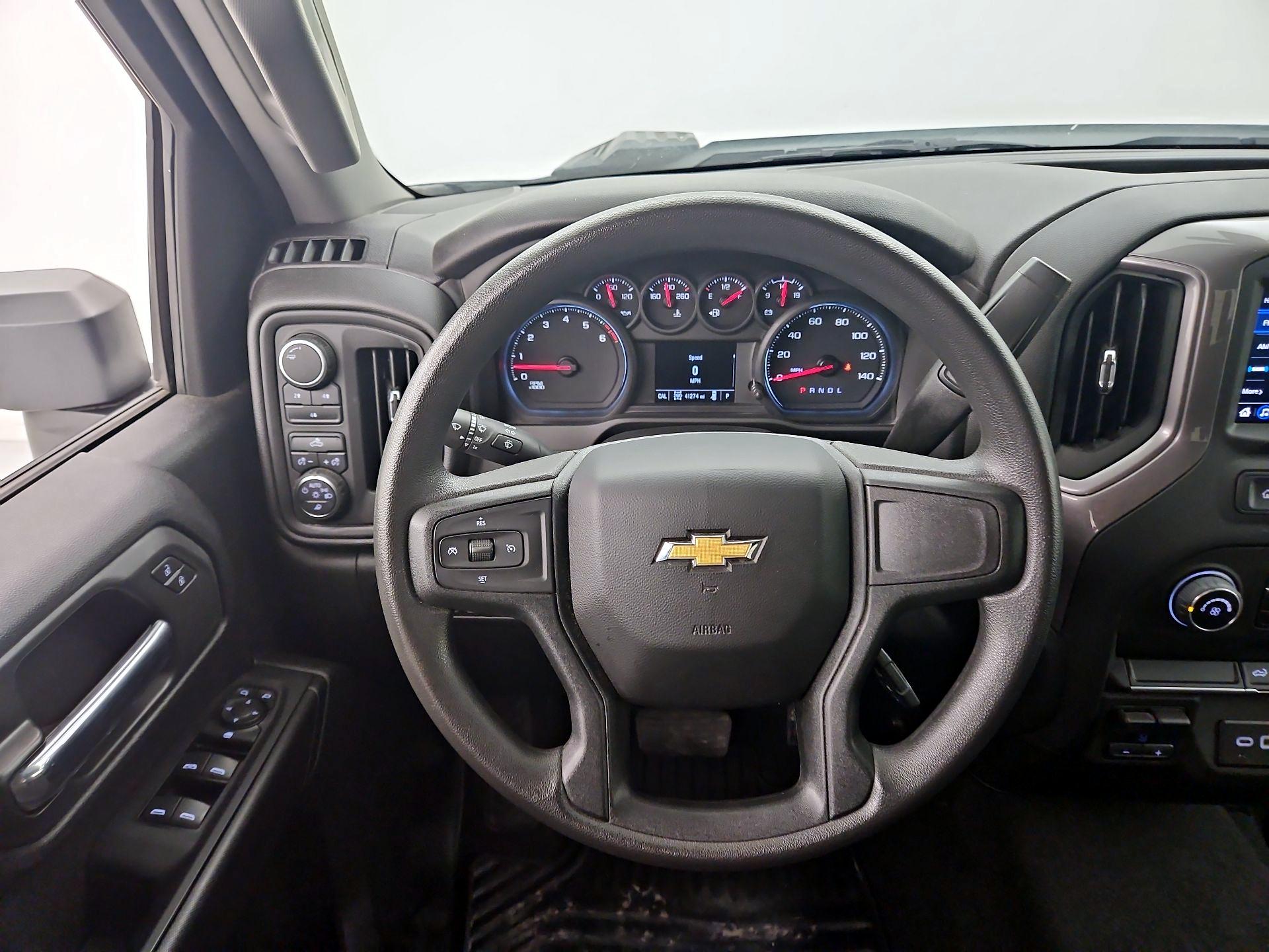 Thumbnail: 2023 Chevrolet Silverado 2500 - 10