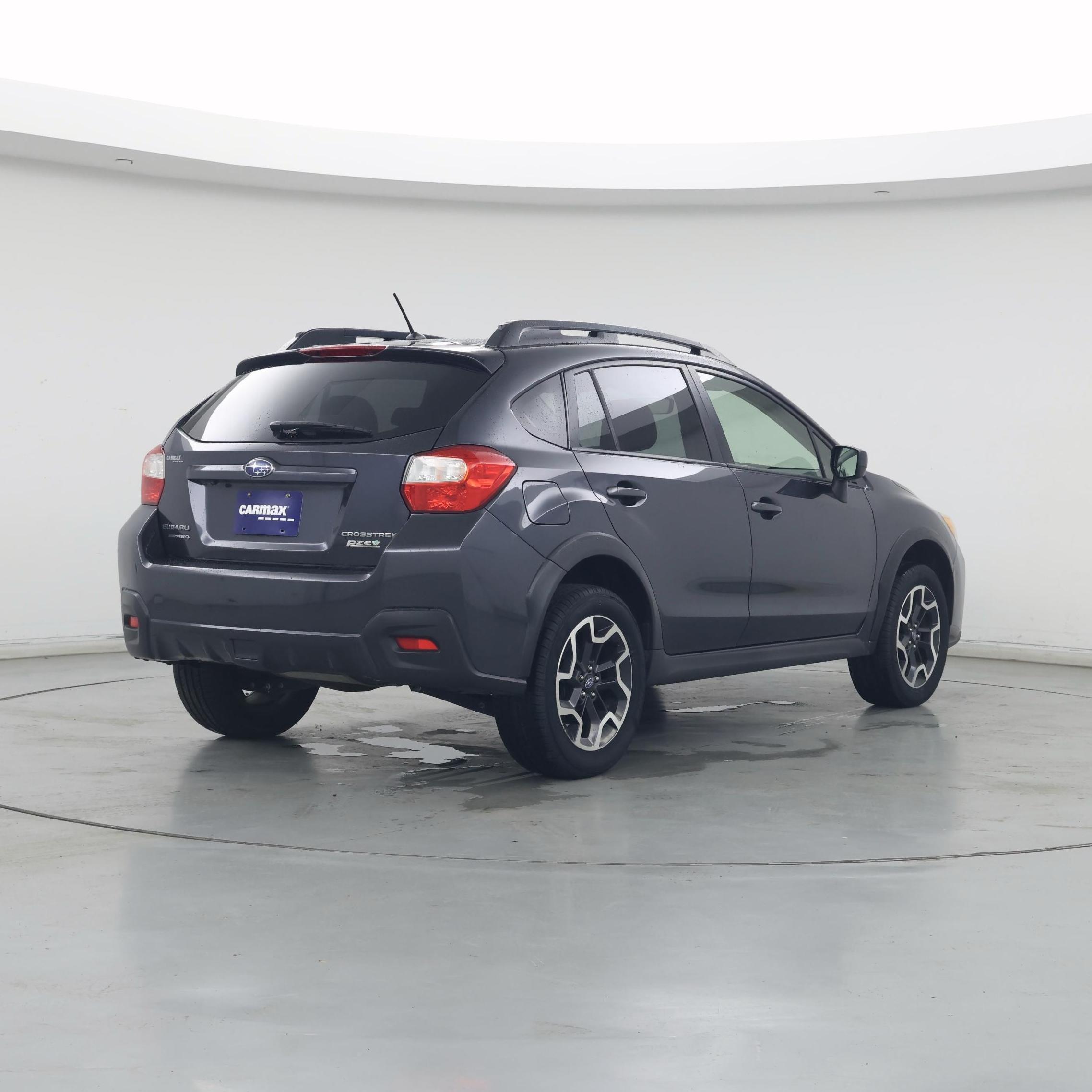 Thumbnail: 2017 Subaru Crosstrek - 8