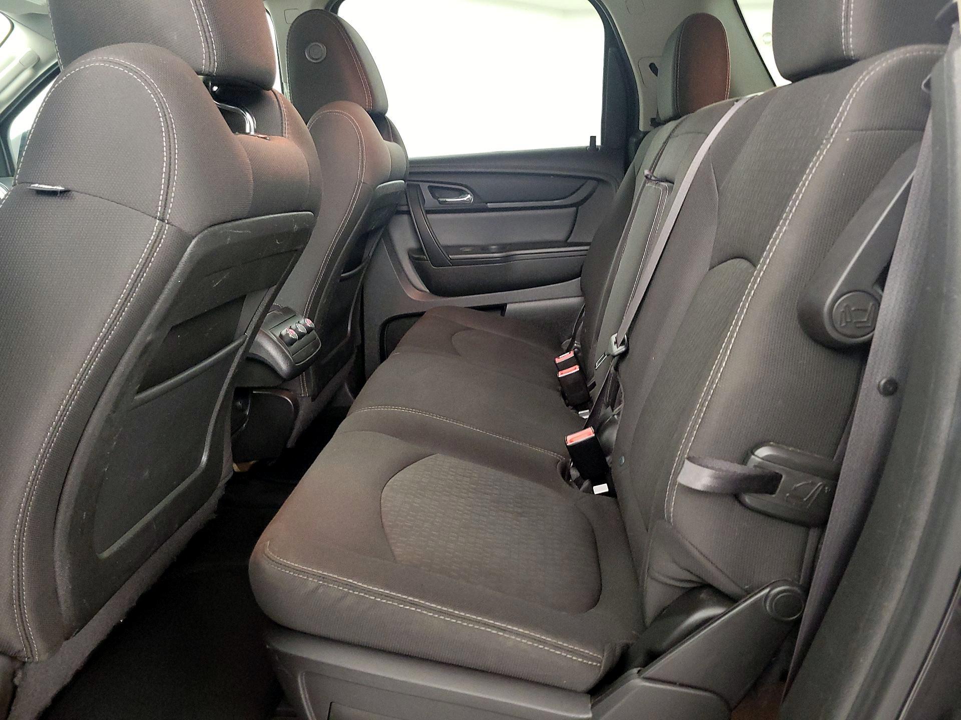Thumbnail: 2015 GMC Acadia - 19