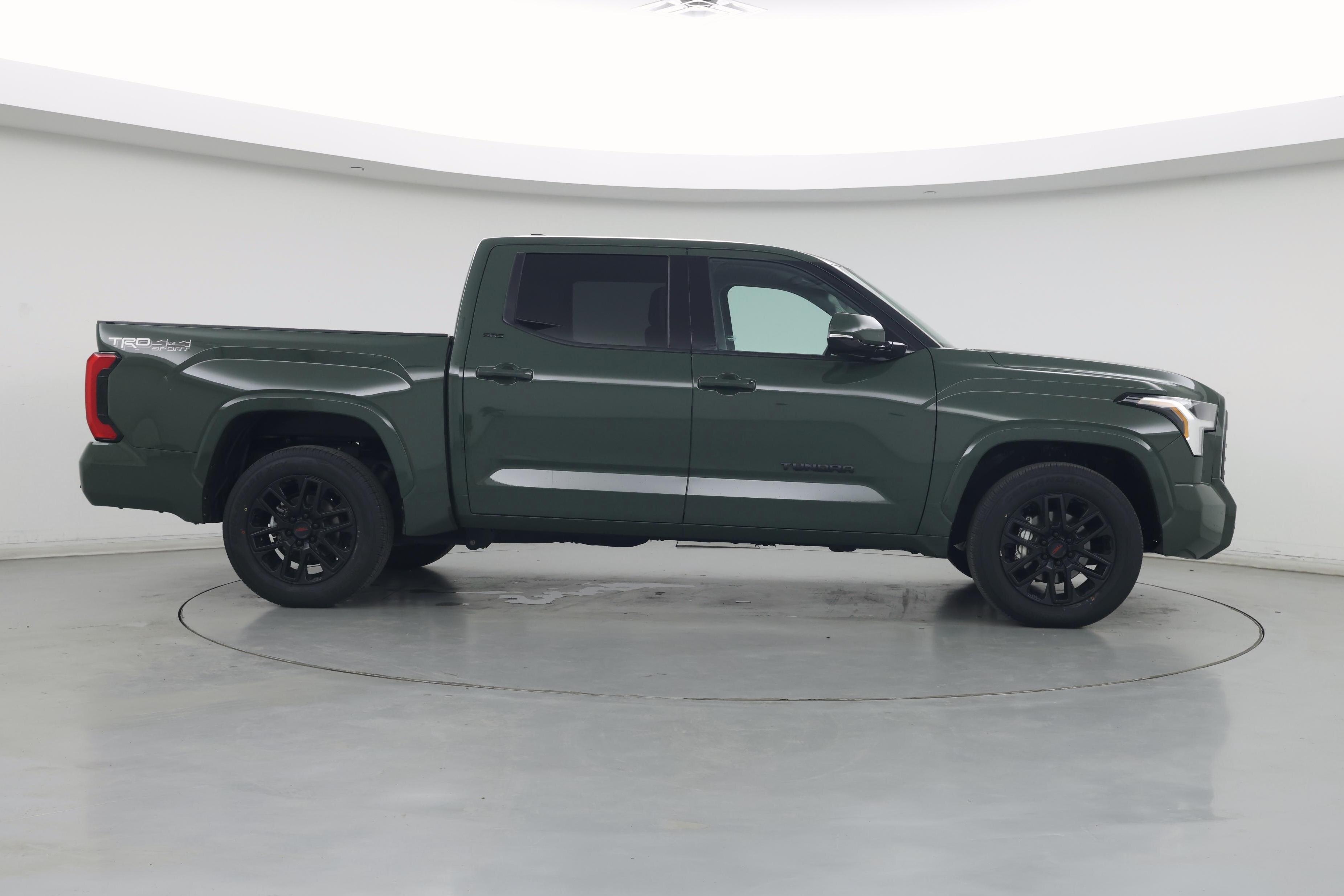 Thumbnail: 2022 Toyota Tundra - 7