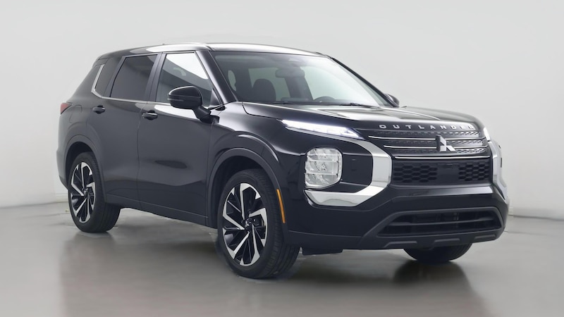 2022 Mitsubishi Outlander ES Hero Image