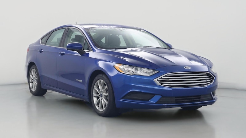 2017 Ford Fusion SE Hero Image