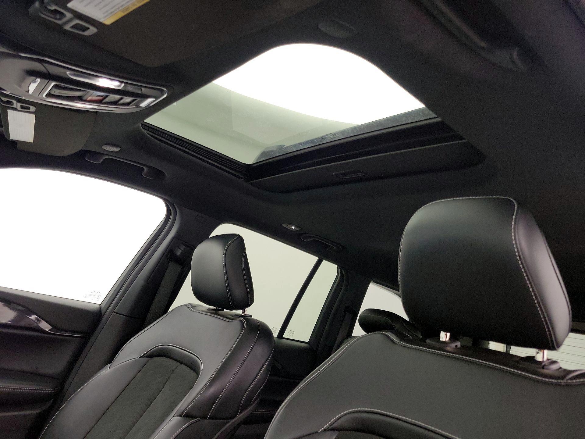 Thumbnail: 2023 Jeep Grand Cherokee - 19