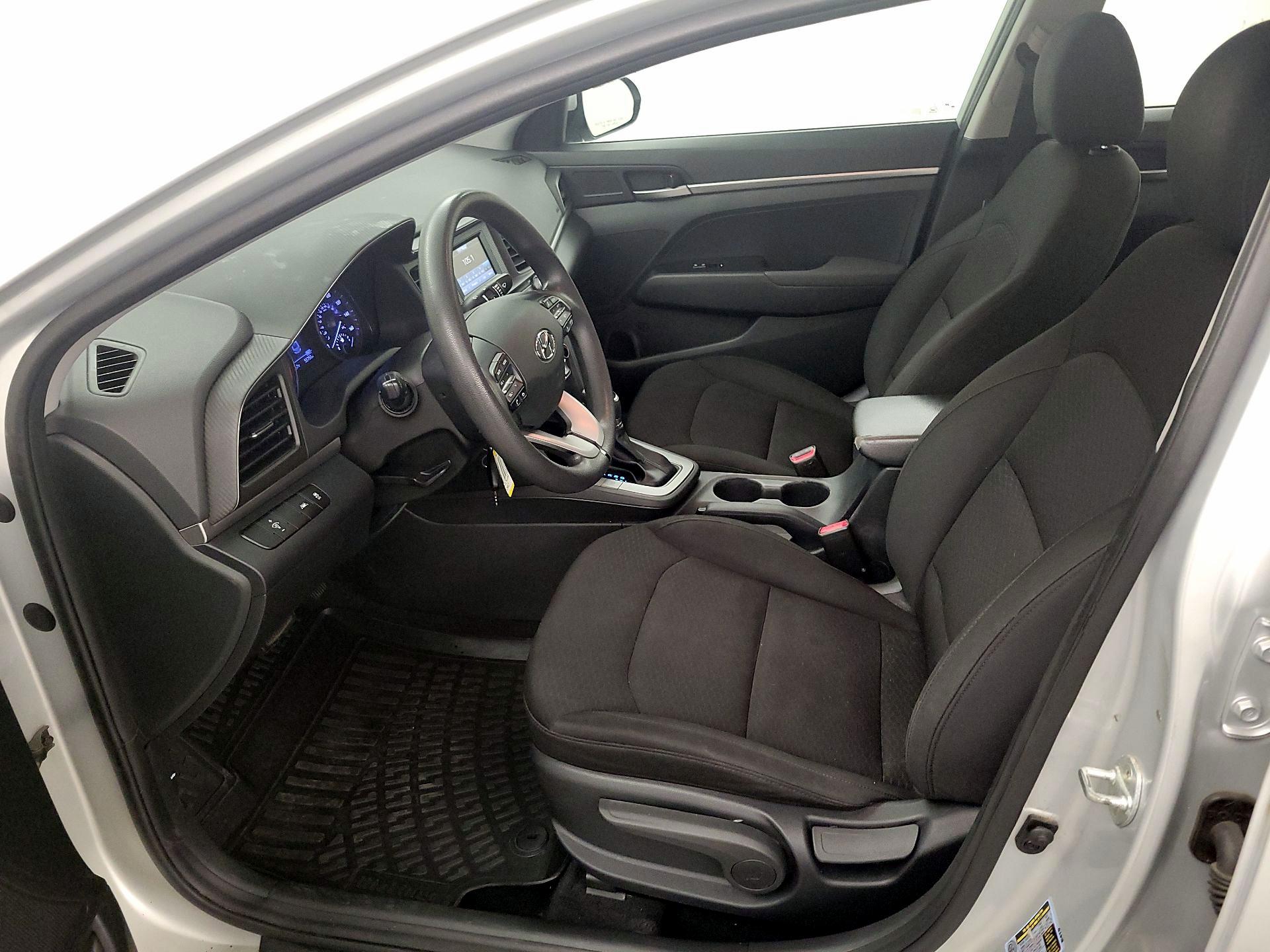 Thumbnail: 2020 Hyundai Elantra - 11