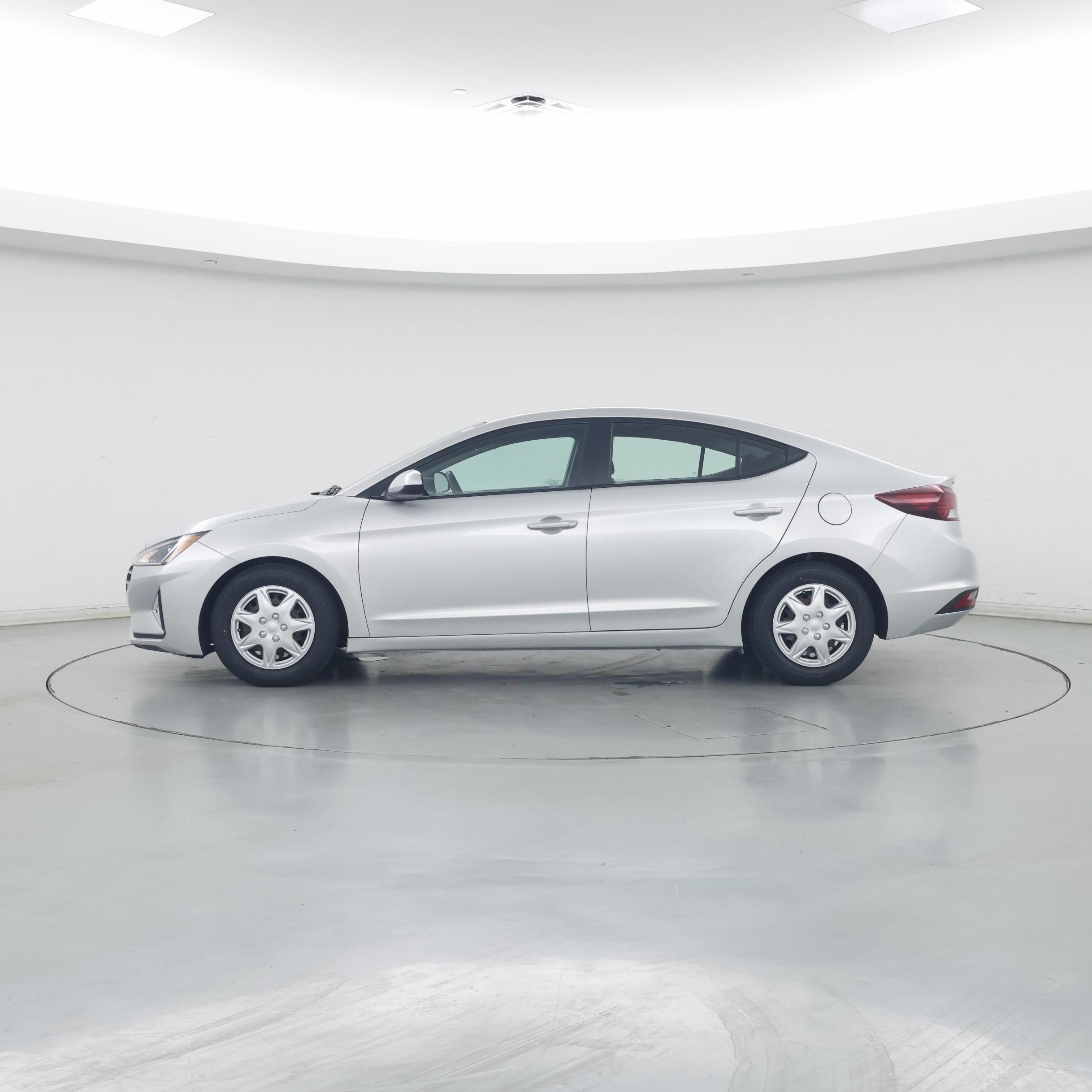 Thumbnail: 2020 Hyundai Elantra - 3