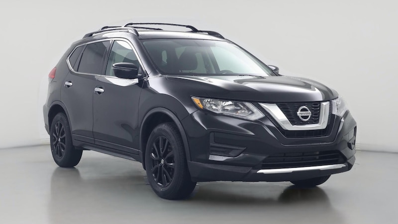2017 Nissan Rogue SV Hero Image