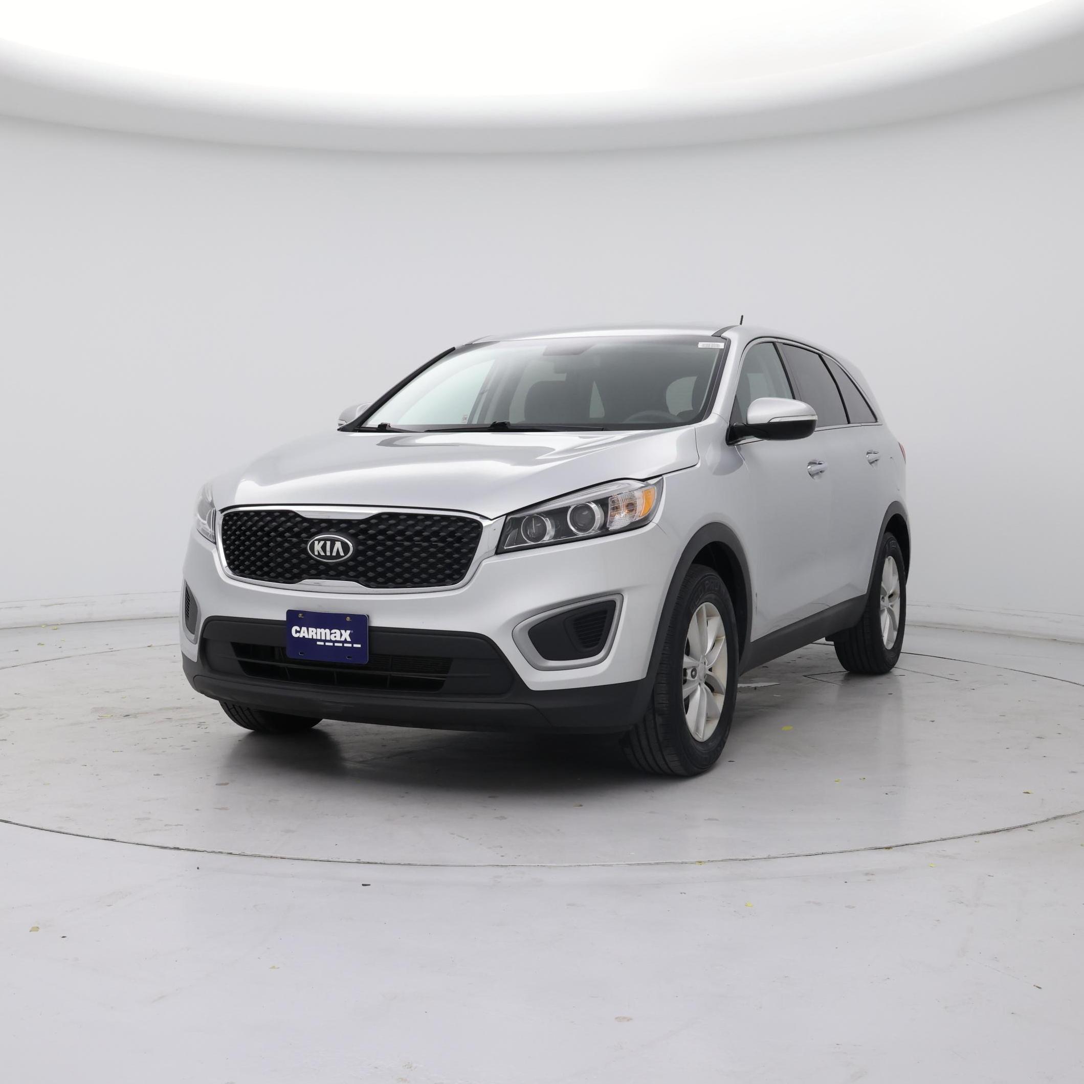 Thumbnail: 2017 Kia Sorento - 4