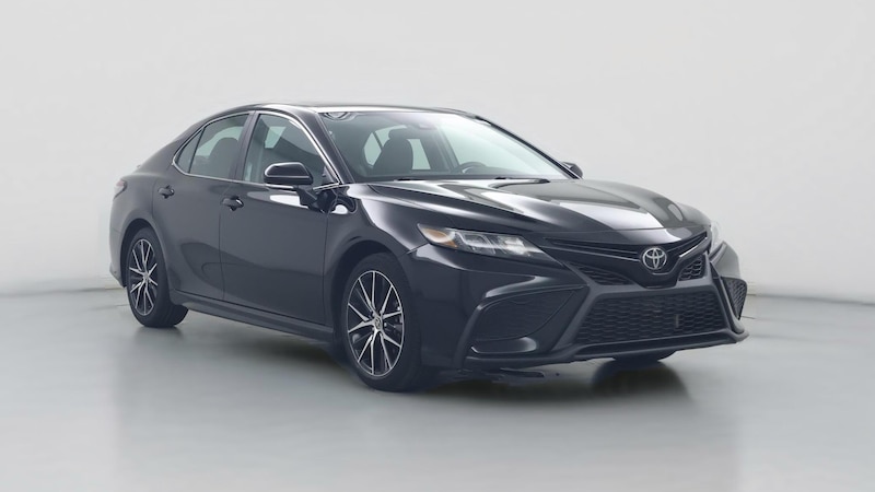 2024 Toyota Camry SE Hero Image