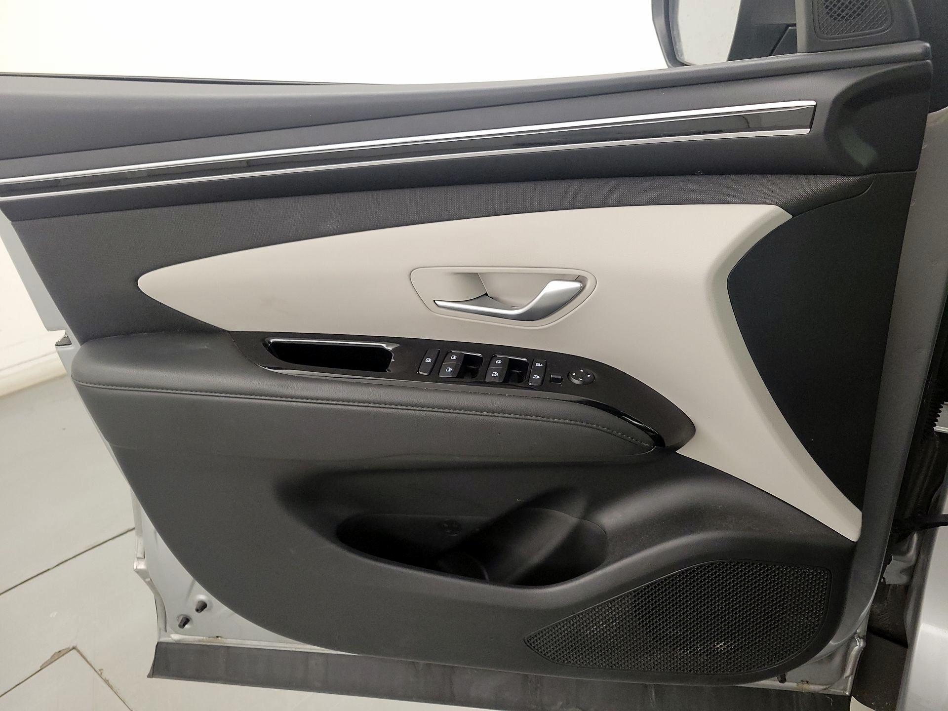 Thumbnail: 2022 Hyundai Tucson - 12