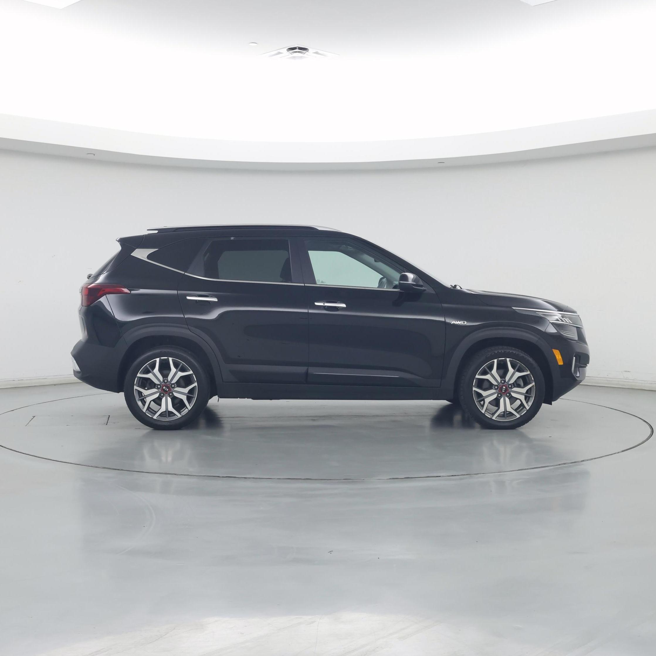 Thumbnail: 2021 Kia Seltos - 7