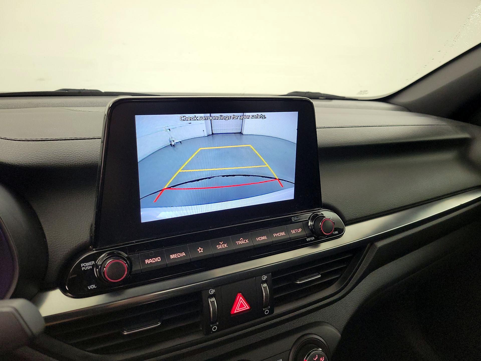 Thumbnail: 2020 Kia Forte - 14