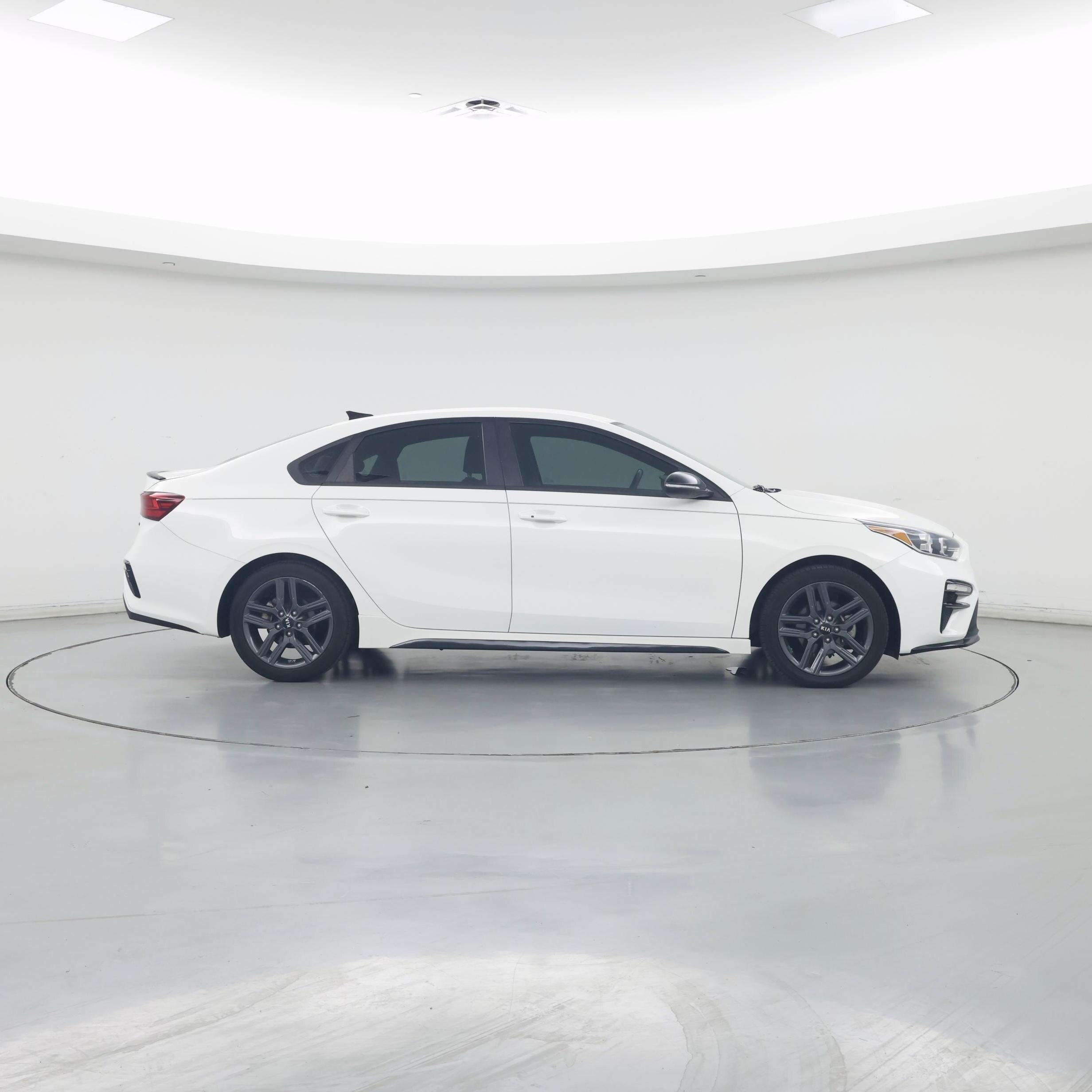 Thumbnail: 2020 Kia Forte - 7