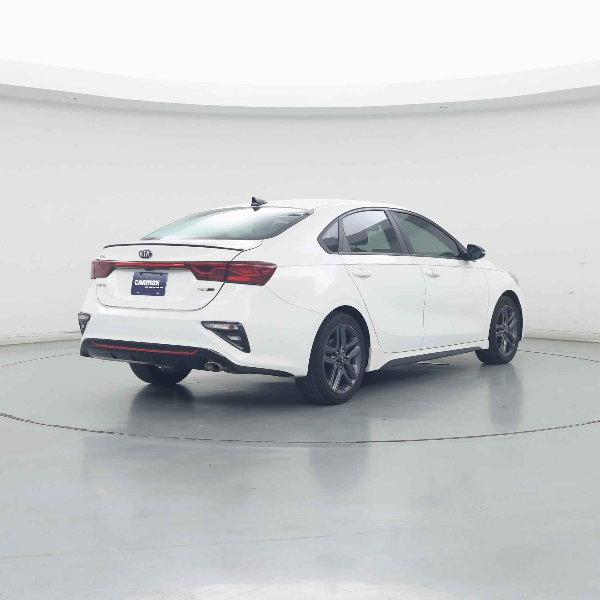 Thumbnail: 2020 Kia Forte - 8