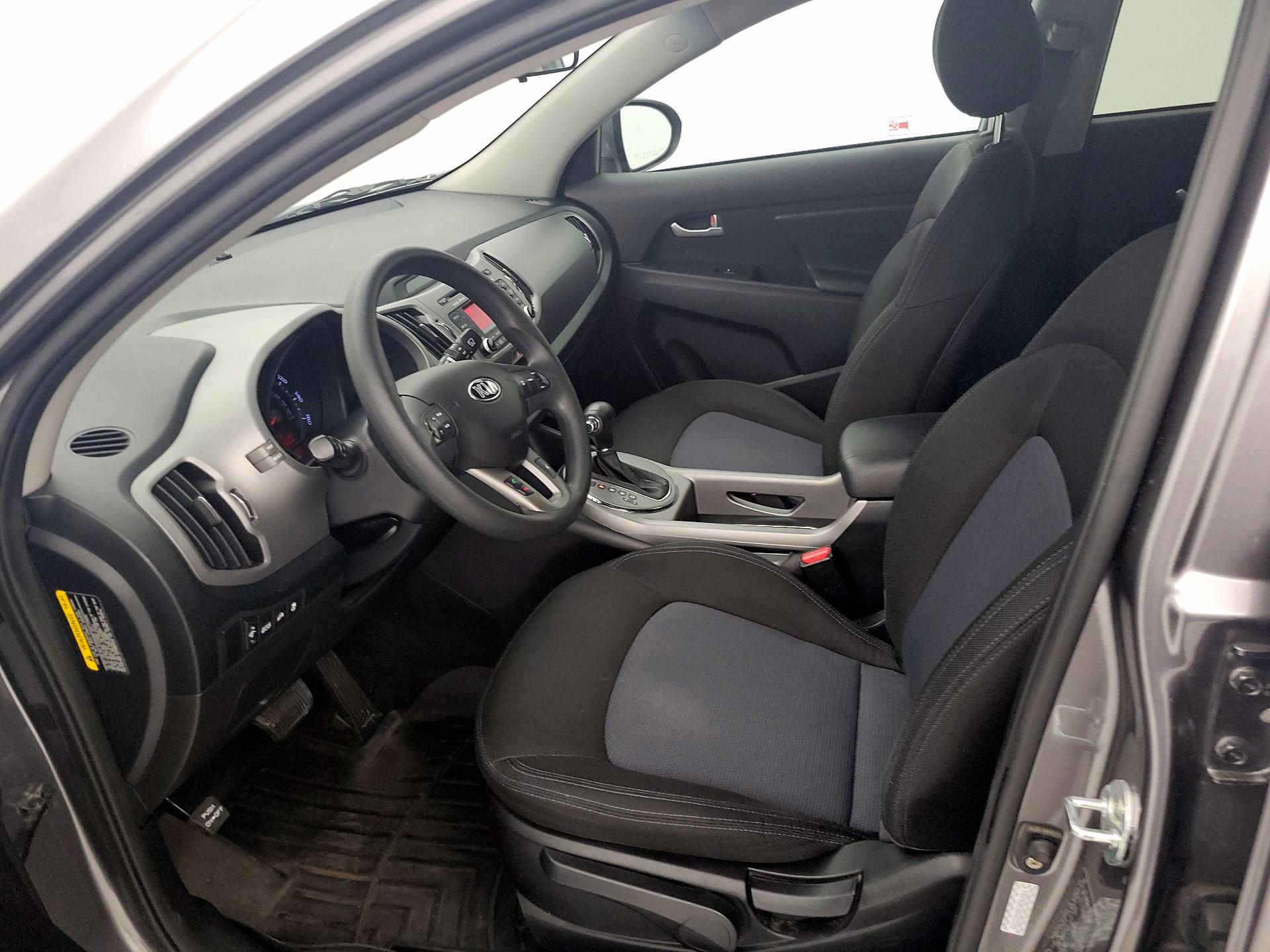 Thumbnail: 2016 Kia Sportage - 11