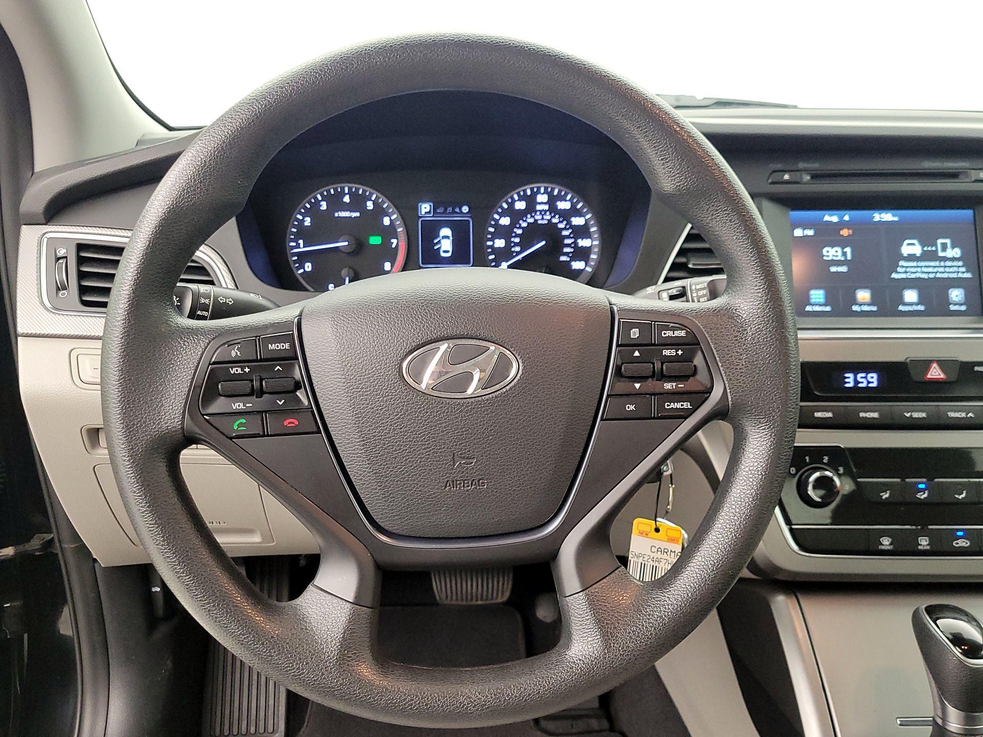 Thumbnail: 2017 Hyundai Sonata - 10