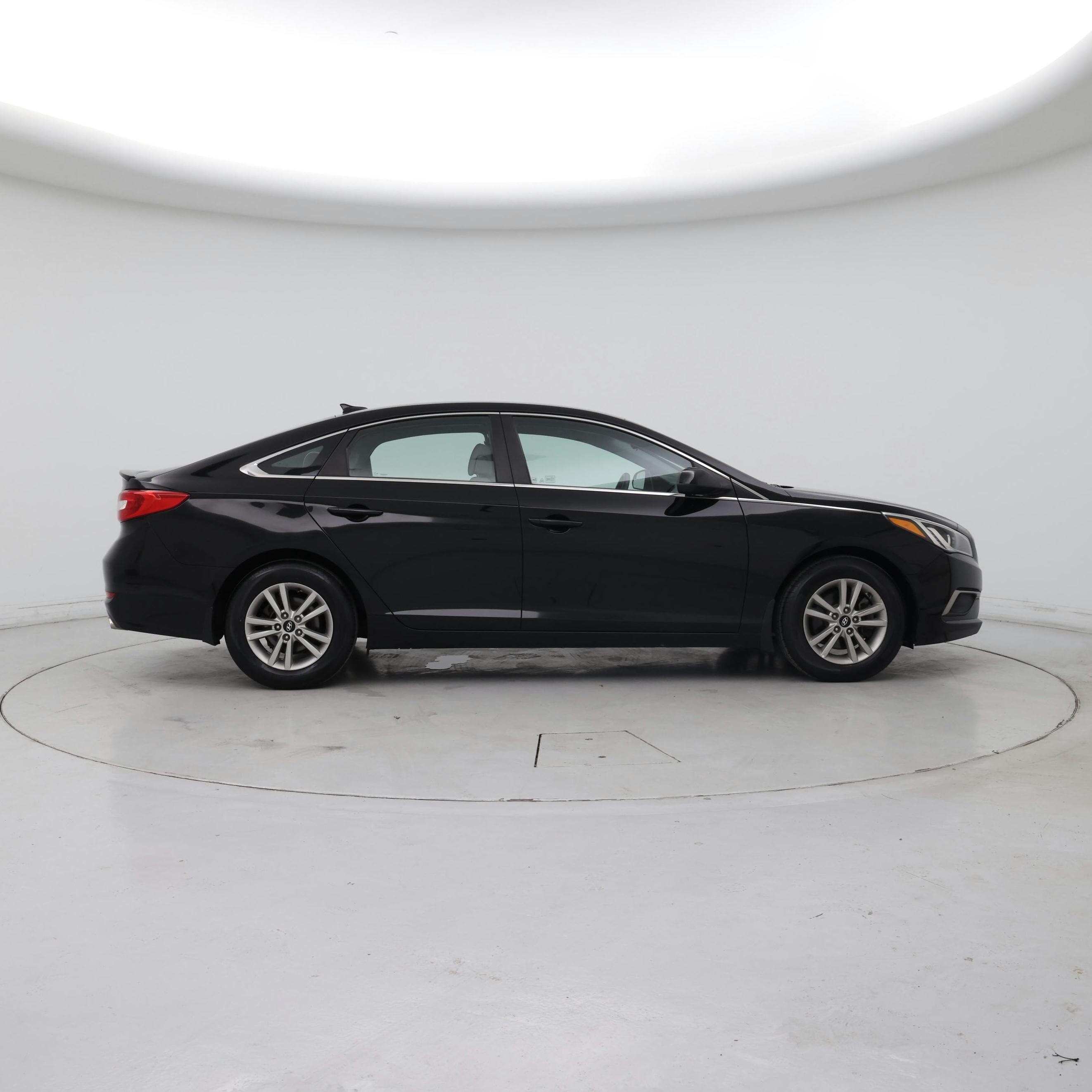 Thumbnail: 2017 Hyundai Sonata - 7