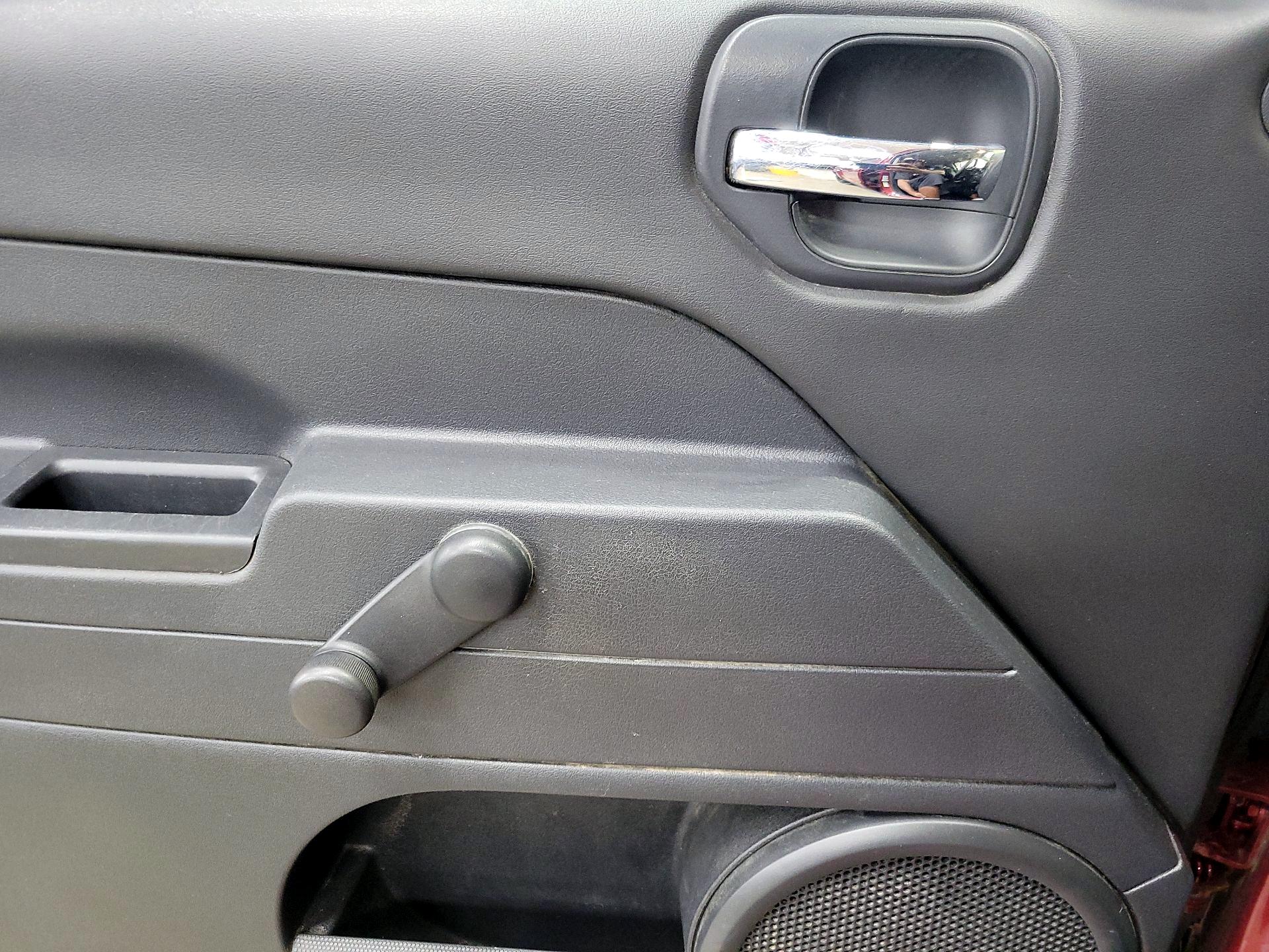 Thumbnail: 2015 Jeep Patriot - 12