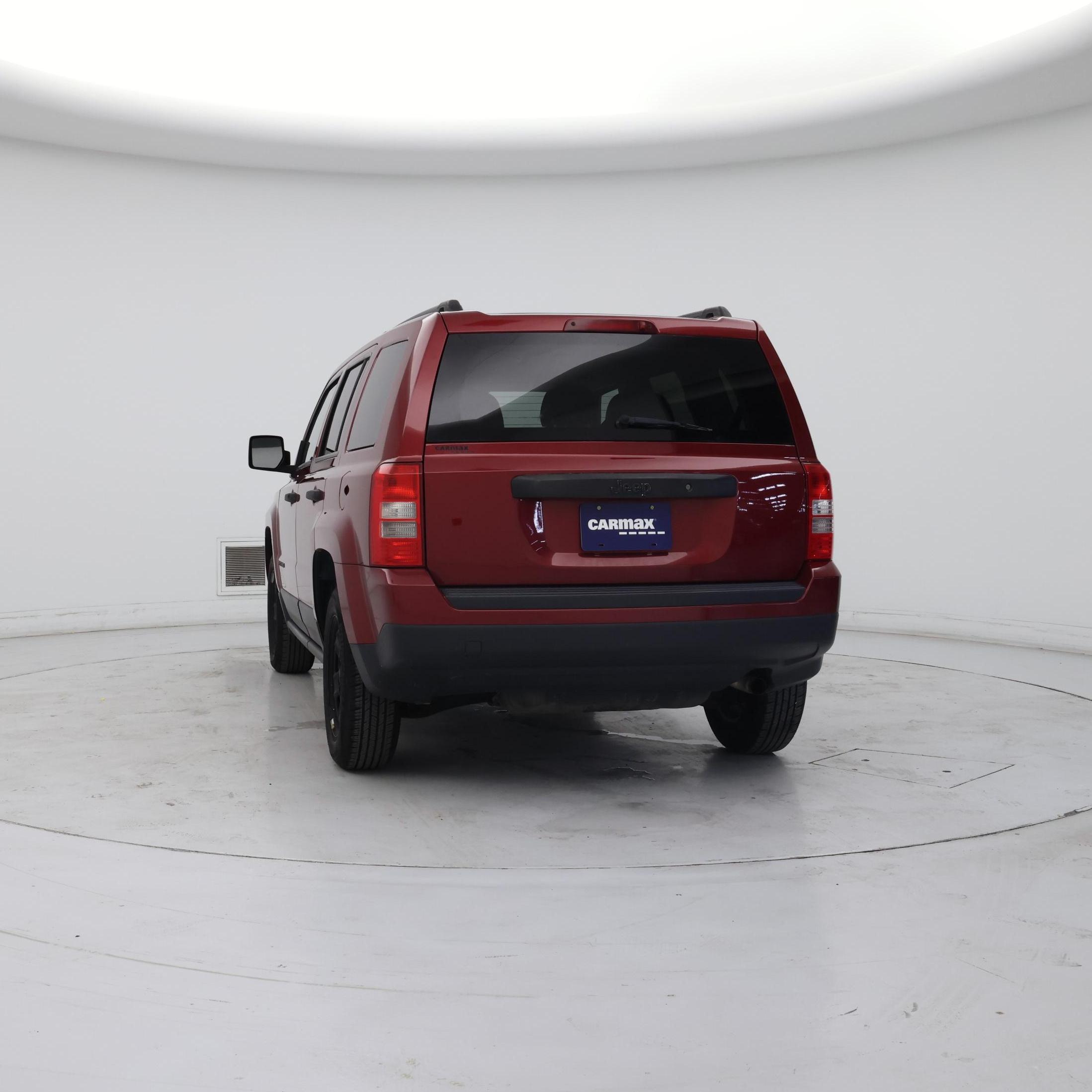 Thumbnail: 2015 Jeep Patriot - 6