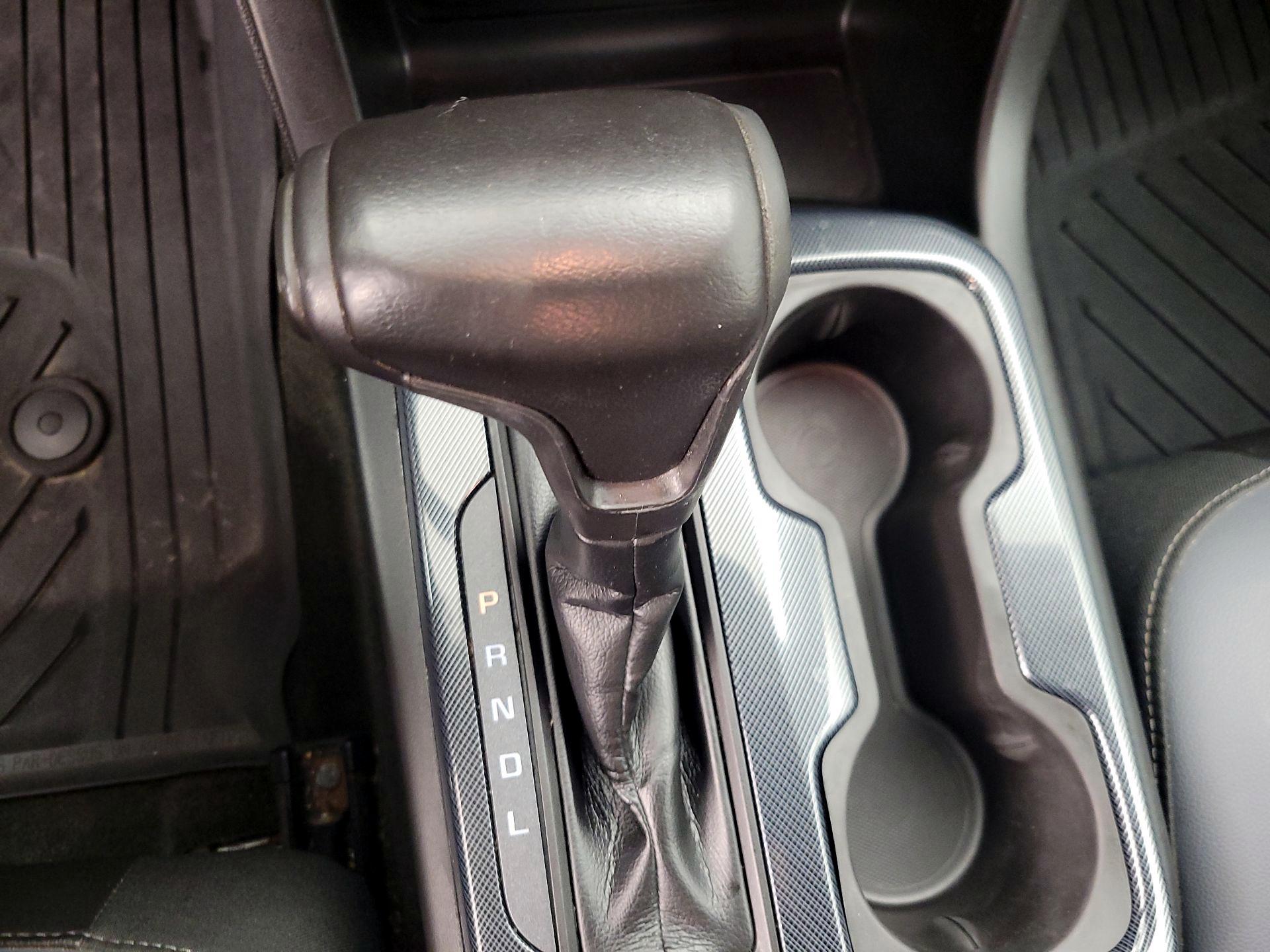 Thumbnail: 2018 Chevrolet Colorado - 16