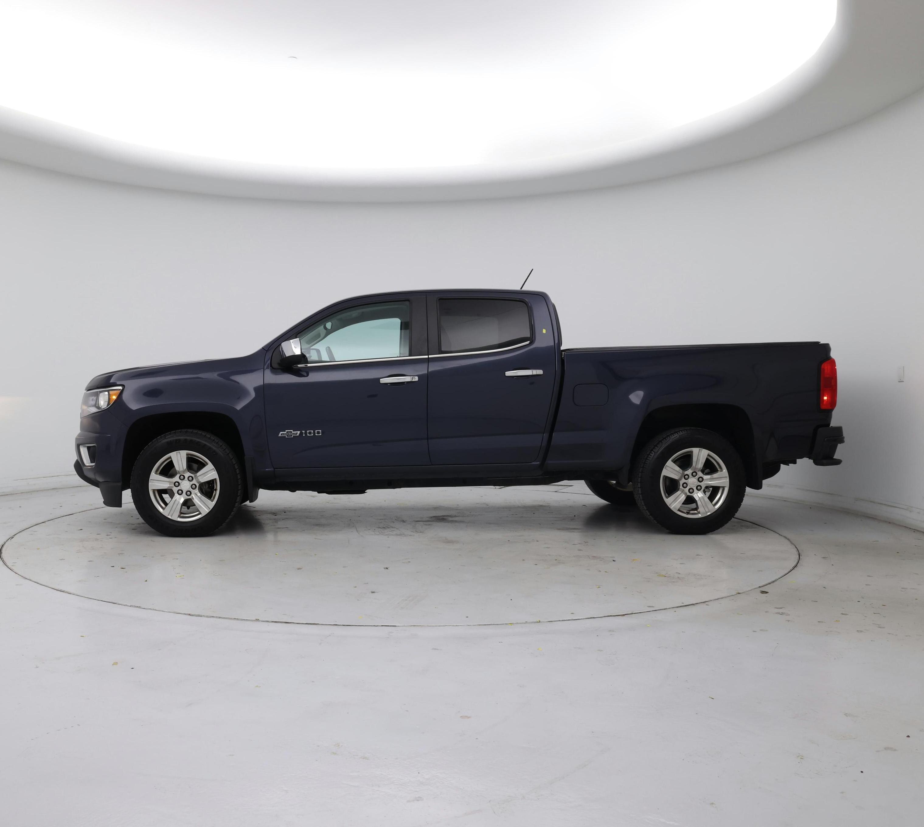 Thumbnail: 2018 Chevrolet Colorado - 3