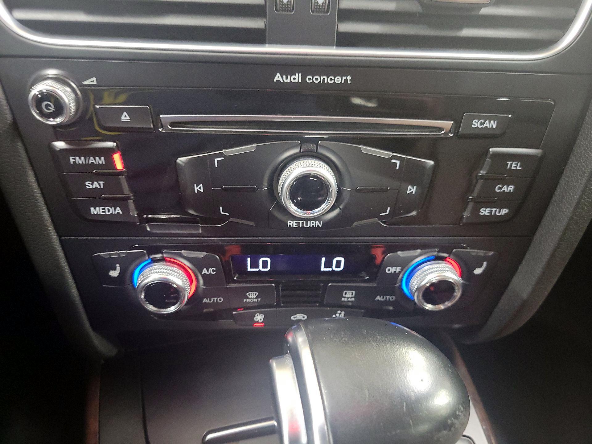 Thumbnail: 2015 Audi A4 - 14